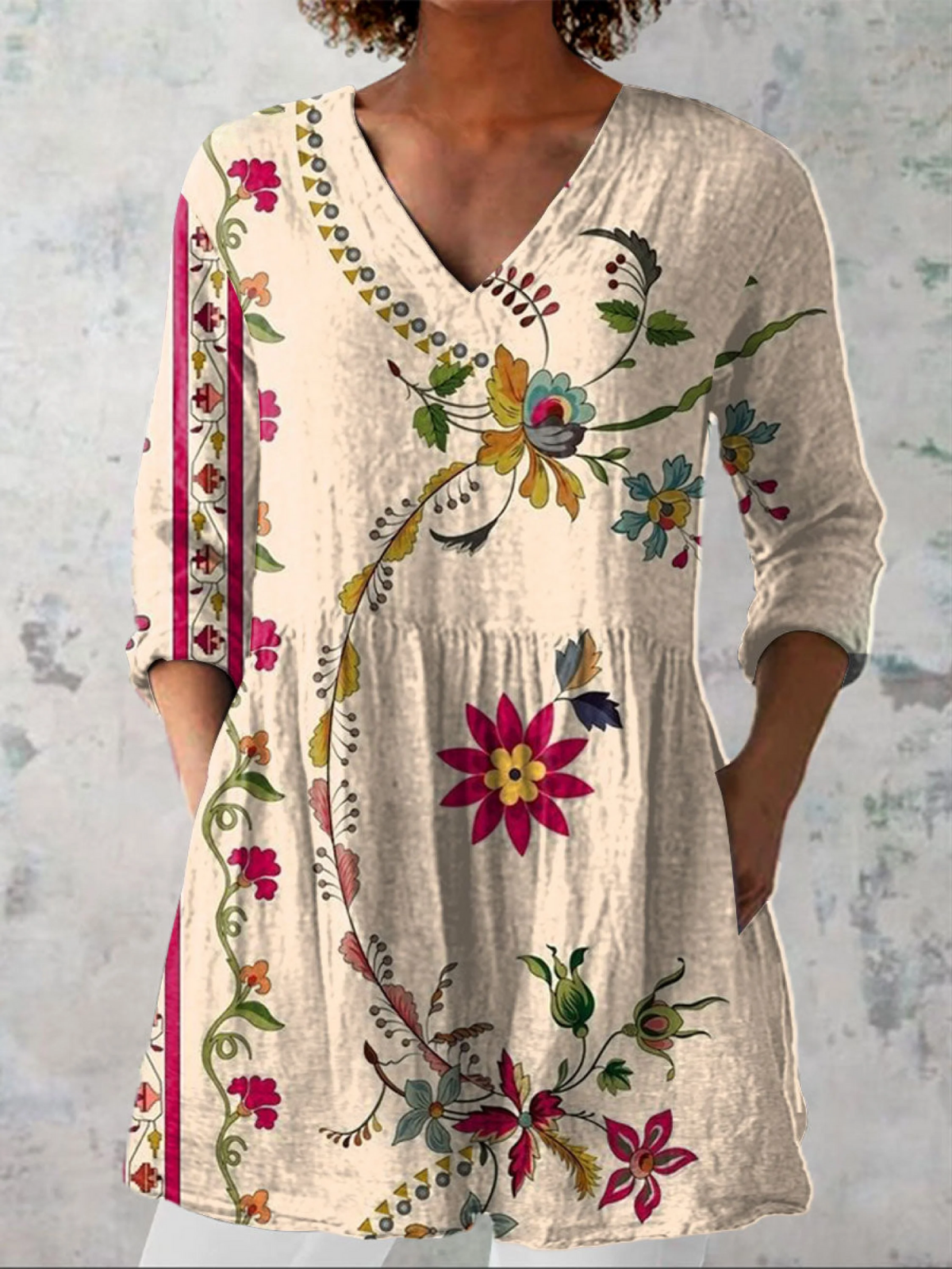 Aria | Long Blouse with an Attractive Pattern